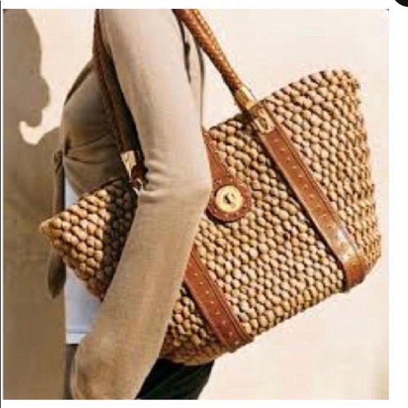 Michael Kors Handbags - Beautiful Michael Kors straw handbag